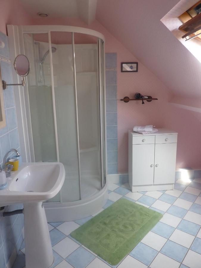 Chambre D'Hote Roz-Landrieux Room photo